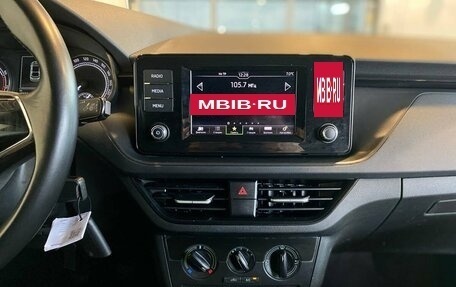 Skoda Rapid II, 2021 год, 1 665 000 рублей, 13 фотография
