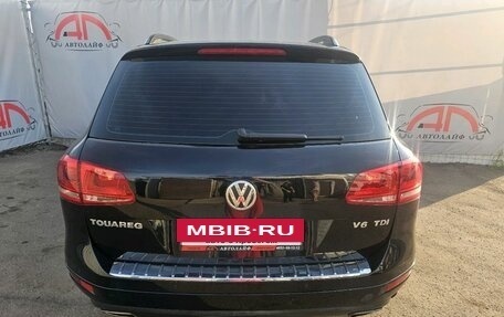 Volkswagen Touareg III, 2011 год, 1 700 000 рублей, 7 фотография