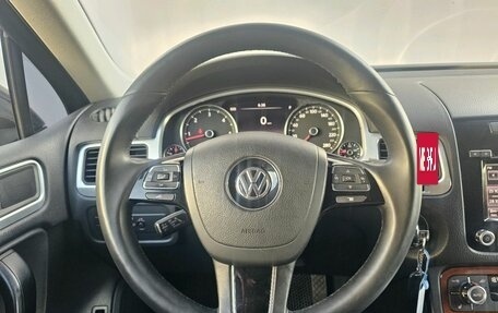 Volkswagen Touareg III, 2011 год, 1 700 000 рублей, 17 фотография