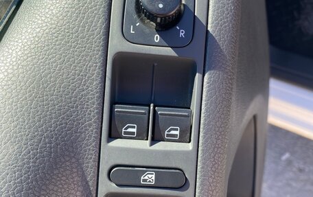 Volkswagen Tiguan I, 2011 год, 1 550 000 рублей, 17 фотография