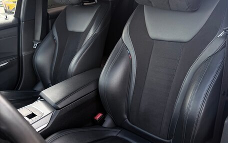BMW 3 серия, 2019 год, 3 600 000 рублей, 28 фотография