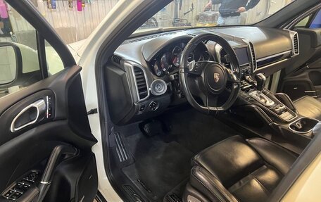 Porsche Cayenne III, 2010 год, 2 350 000 рублей, 11 фотография