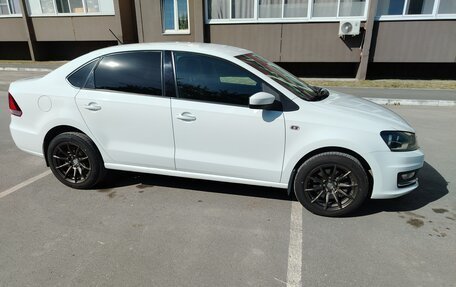 Volkswagen Polo VI (EU Market), 2016 год, 1 075 000 рублей, 6 фотография