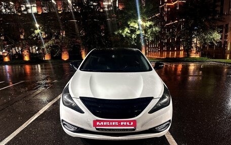 Hyundai Sonata VI, 2011 год, 1 150 000 рублей, 5 фотография