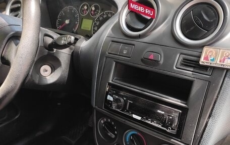 Ford Fiesta, 2007 год, 380 000 рублей, 5 фотография