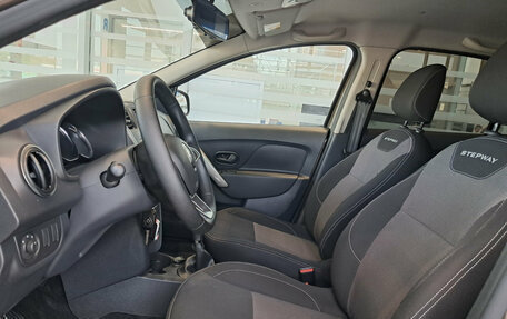 Renault Logan II, 2021 год, 1 299 000 рублей, 20 фотография