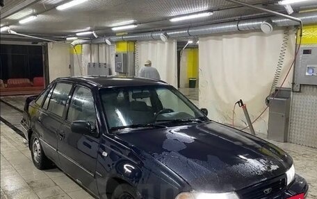 Daewoo Nexia I рестайлинг, 2005 год, 100 000 рублей, 3 фотография