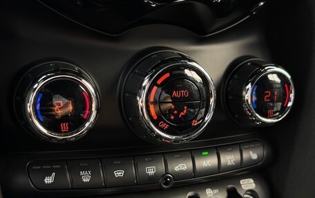 MINI Hatch, 2017 год, 2 450 000 рублей, 13 фотография