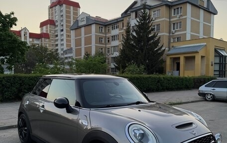 MINI Hatch, 2017 год, 2 450 000 рублей, 4 фотография