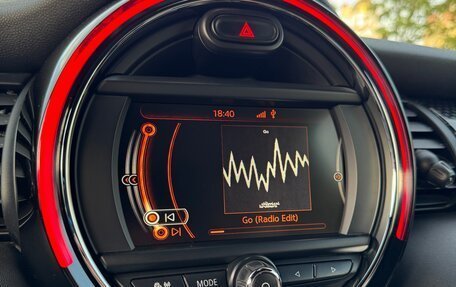 MINI Hatch, 2017 год, 2 450 000 рублей, 18 фотография