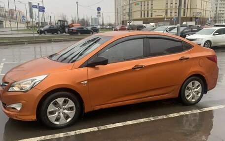 Hyundai Solaris II рестайлинг, 2015 год, 650 000 рублей, 2 фотография