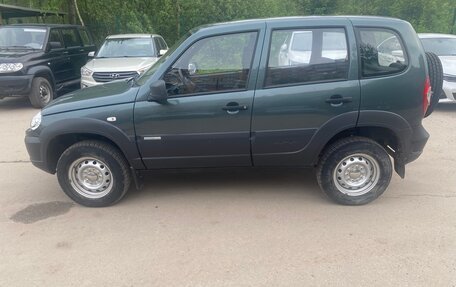 Chevrolet Niva I рестайлинг, 2013 год, 650 000 рублей, 3 фотография