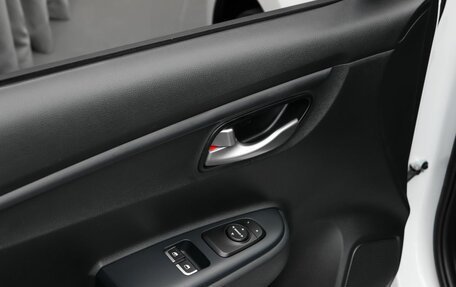 KIA Rio IV, 2021 год, 1 580 000 рублей, 17 фотография