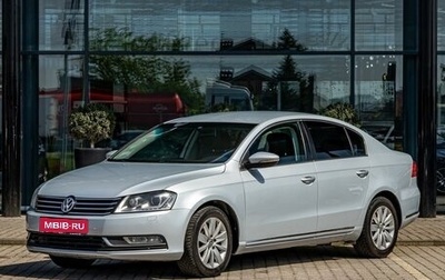Volkswagen Passat B7, 2013 год, 995 000 рублей, 1 фотография