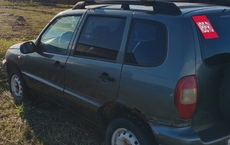 Chevrolet Niva I рестайлинг, 2004 год, 185 000 рублей, 22 фотография