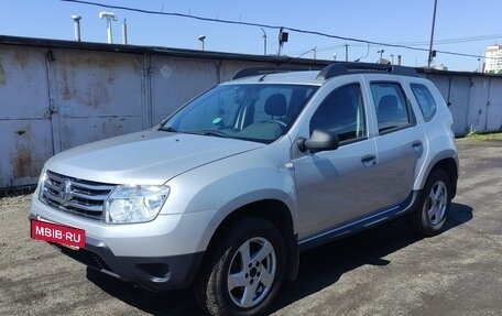 Renault Duster I рестайлинг, 2014 год, 850 000 рублей, 3 фотография