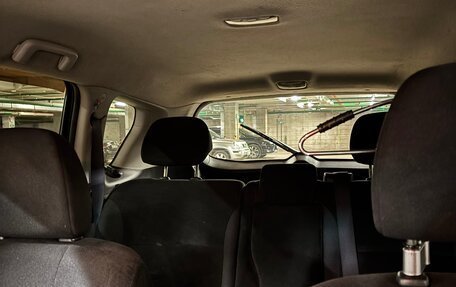 Mitsubishi Outlander III рестайлинг 3, 2008 год, 800 000 рублей, 12 фотография