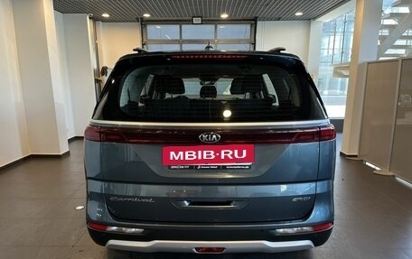 KIA Carnival, 2021 год, 3 940 000 рублей, 4 фотография