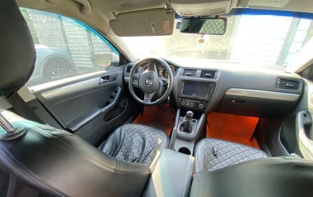 Volkswagen Jetta VI, 2015 год, 850 000 рублей, 13 фотография