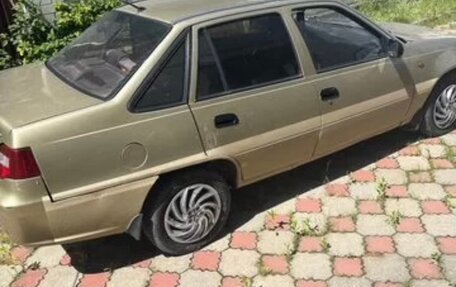 Daewoo Nexia I рестайлинг, 2010 год, 110 000 рублей, 4 фотография