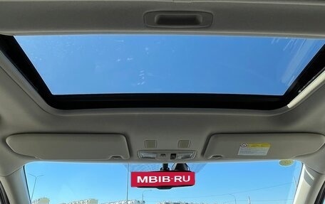 Mitsubishi Outlander III рестайлинг 3, 2022 год, 2 800 000 рублей, 13 фотография