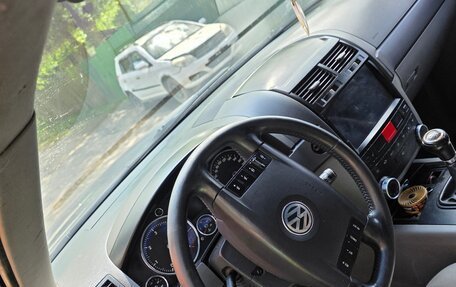 Volkswagen Touareg III, 2004 год, 700 000 рублей, 5 фотография