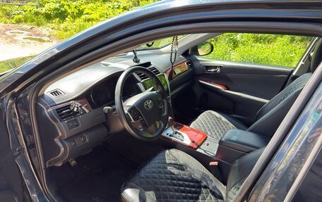 Toyota Camry, 2013 год, 1 950 000 рублей, 6 фотография