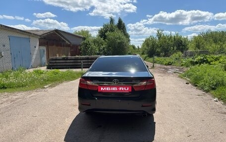 Toyota Camry, 2013 год, 1 950 000 рублей, 4 фотография