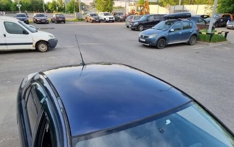 Mitsubishi Carisma I, 2001 год, 138 000 рублей, 19 фотография