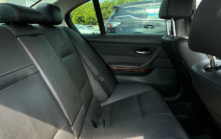 BMW 3 серия, 2009 год, 990 000 рублей, 26 фотография