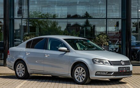 Volkswagen Passat B7, 2013 год, 995 000 рублей, 3 фотография