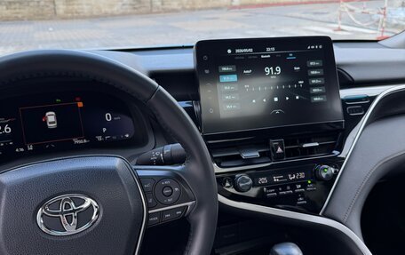 Toyota Camry, 2023 год, 3 370 000 рублей, 10 фотография
