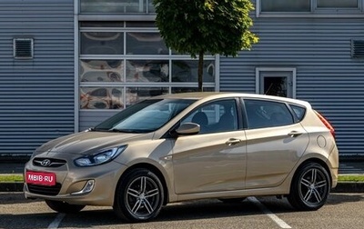 Hyundai Solaris II рестайлинг, 2012 год, 725 000 рублей, 1 фотография