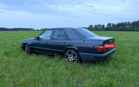 Mercedes-Benz W124, 1988 год, 299 000 рублей, 5 фотография