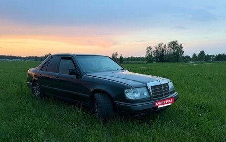Mercedes-Benz W124, 1988 год, 299 000 рублей, 4 фотография