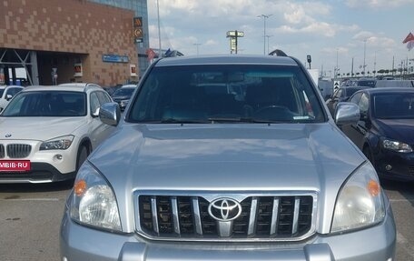 Toyota Land Cruiser Prado 120 рестайлинг, 2008 год, 1 600 000 рублей, 2 фотография