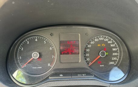 Volkswagen Polo VI (EU Market), 2011 год, 640 000 рублей, 5 фотография