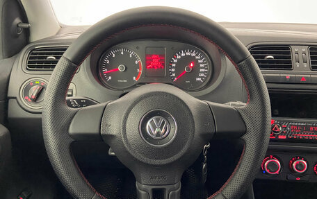 Volkswagen Polo VI (EU Market), 2012 год, 500 000 рублей, 11 фотография