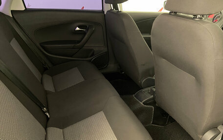 Volkswagen Polo VI (EU Market), 2012 год, 500 000 рублей, 13 фотография