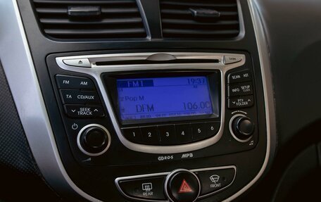 Hyundai Solaris II рестайлинг, 2012 год, 725 000 рублей, 14 фотография