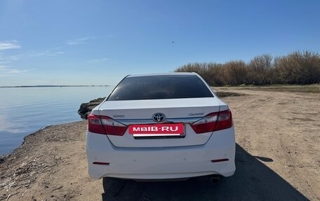 Toyota Camry, 2013 год, 1 690 000 рублей, 4 фотография