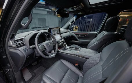 Lexus LX, 2024 год, 17 000 000 рублей, 3 фотография