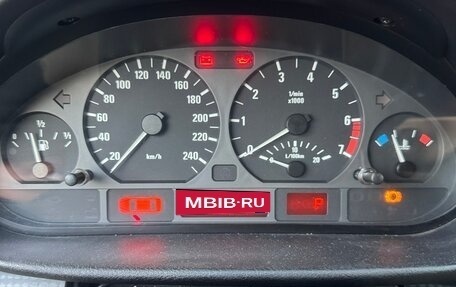 BMW 3 серия, 2002 год, 350 000 рублей, 11 фотография