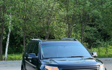 Ford Explorer VI, 2011 год, 1 750 000 рублей, 3 фотография