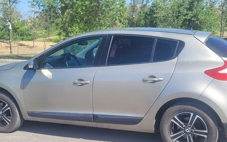 Renault Megane III, 2013 год, 900 000 рублей, 3 фотография