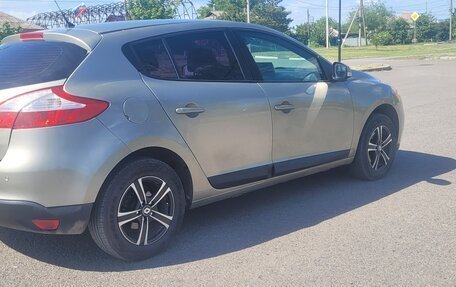 Renault Megane III, 2013 год, 900 000 рублей, 6 фотография