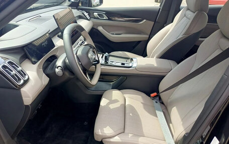 Geely Atlas, 2026 год, 3 100 000 рублей, 24 фотография