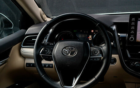 Toyota Camry, 2021 год, 3 800 000 рублей, 12 фотография