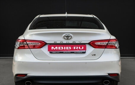 Toyota Camry, 2021 год, 3 800 000 рублей, 5 фотография