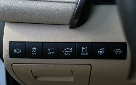 Toyota Camry, 2021 год, 3 800 000 рублей, 19 фотография